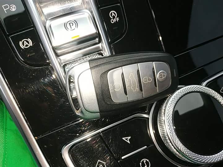 Фото 9 - Hongqi H9