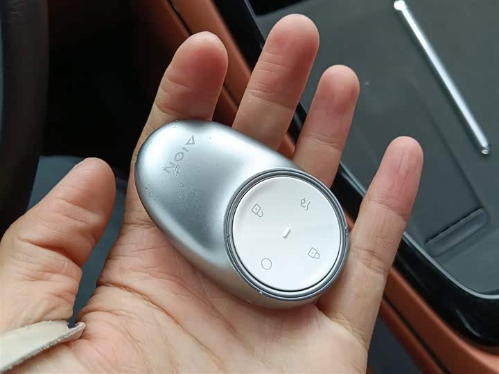 Фото 9 - GAC Aion V