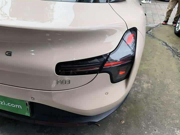 Фото 8 - XPeng Mona M03