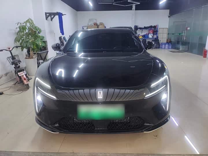 Фото 3 - Avatr 06