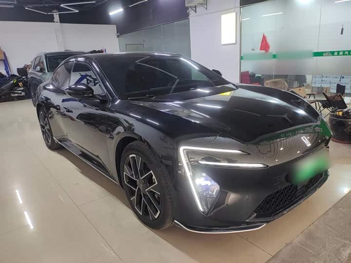 Фото 4 - Avatr 06