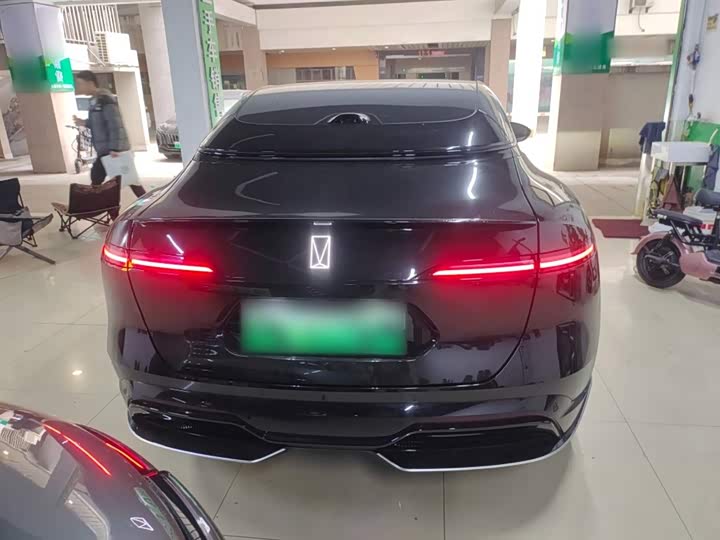 Фото 6 - Avatr 06