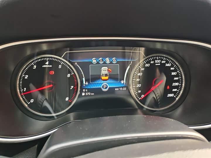 Фото 4 - Hongqi H5