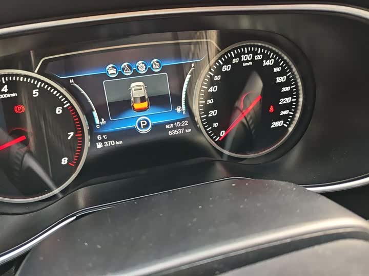 Фото 5 - Hongqi H5