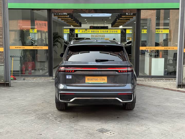 Фото 5 - Geely Monjaro