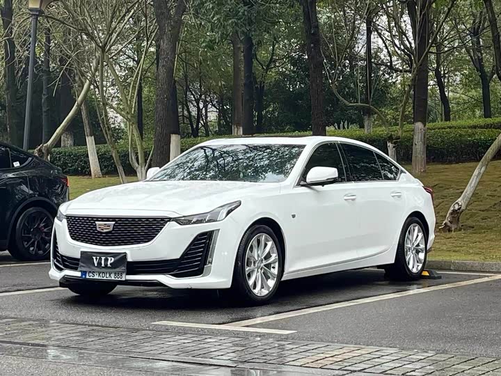 Фото 1 - Cadillac CT5