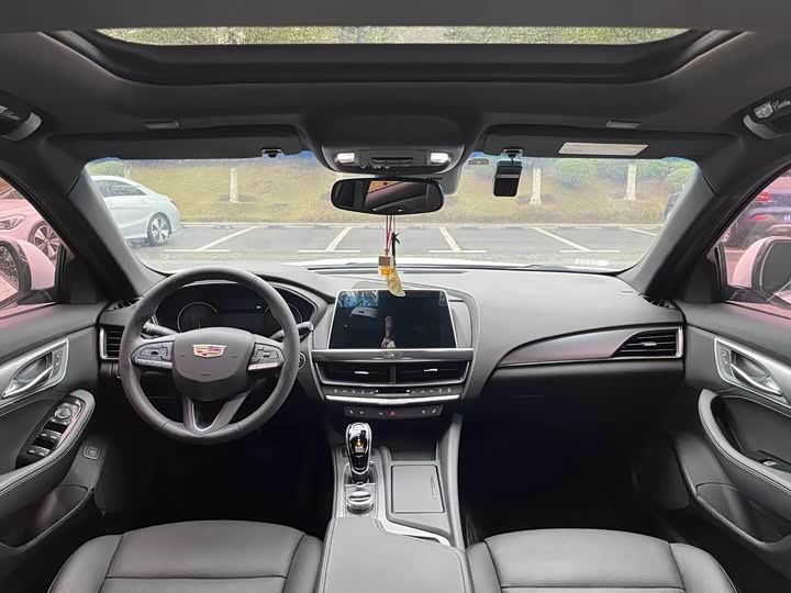 Фото 4 - Cadillac CT5