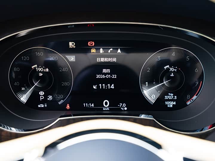 Фото 8 - Bentley Bentayga