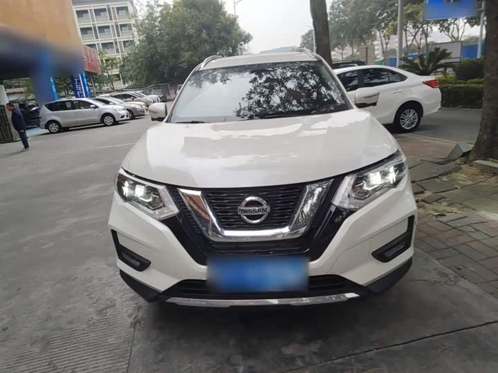 Фото 3 - Nissan X-Trail