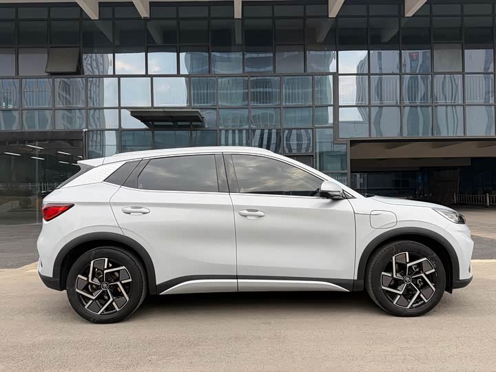 Фото 8 - BYD Yuan Plus