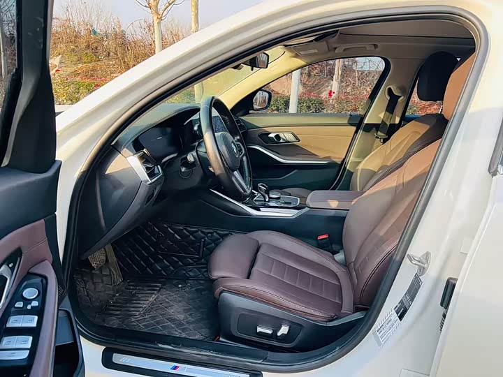 Фото 5 - BMW 3 Series