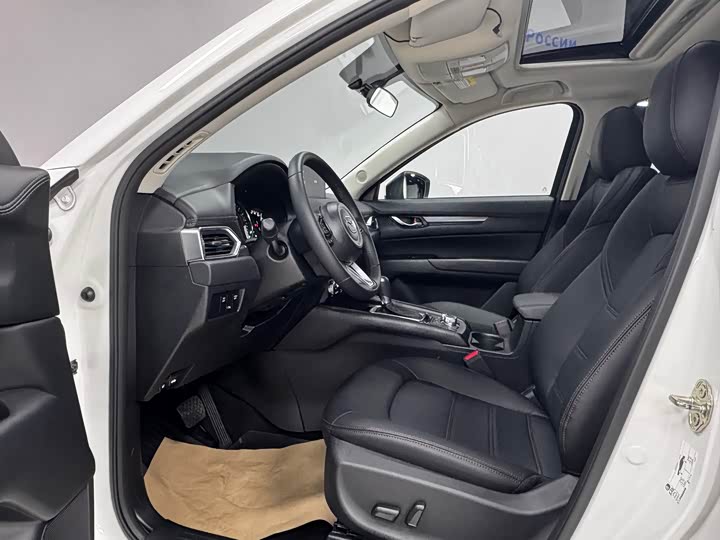 Фото 8 - Mazda CX-5