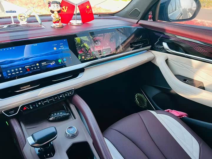 Фото 6 - Geely Monjaro