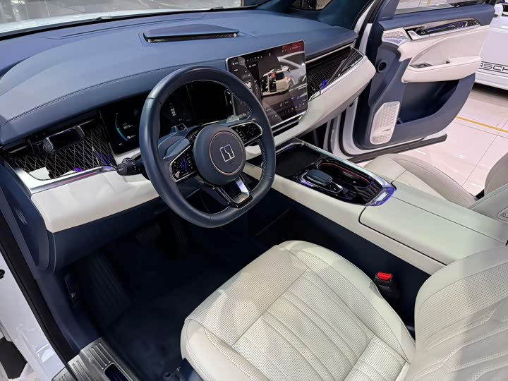 Фото 4 - Zeekr 009