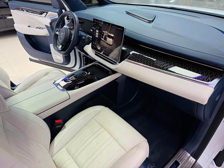 Фото 6 - Zeekr 009