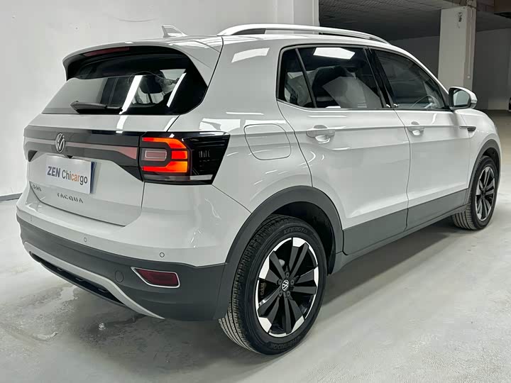 Фото 6 - Volkswagen Tacqua