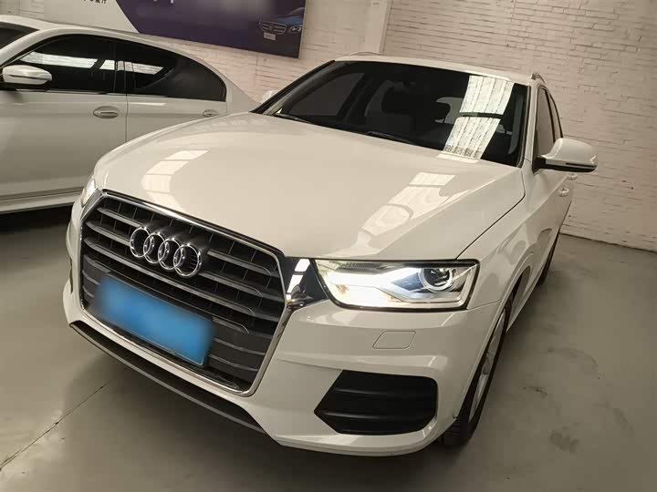 Фото 2 - Audi Q3