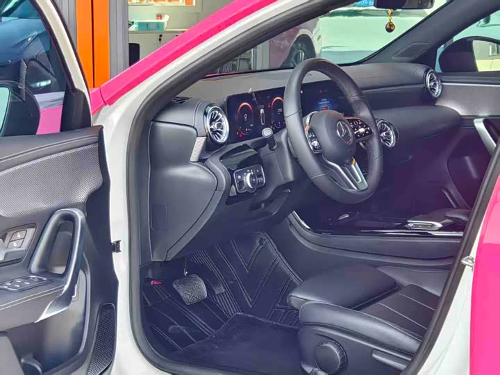 Фото 4 - Mercedes-Benz A-Class