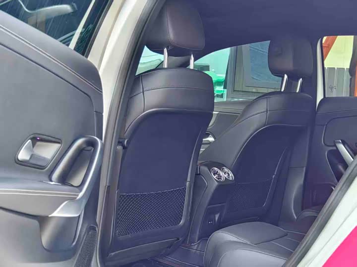 Фото 5 - Mercedes-Benz A-Class