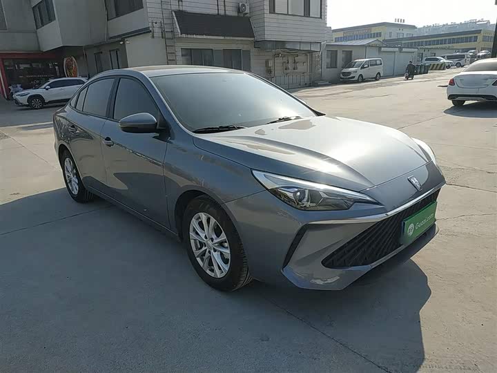 Фото 4 - Roewe i5