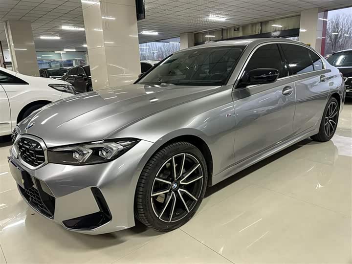 Фото 2 - BMW 3 Series