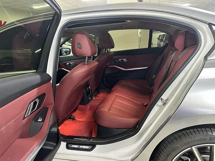 Фото 9 - BMW 3 Series