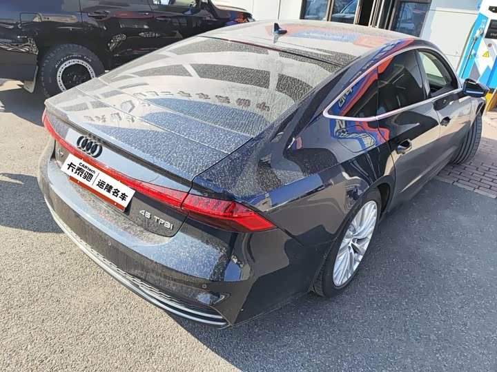 Фото 5 - Audi A7