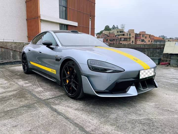 Фото 2 - Xiaomi SU7 Ultra