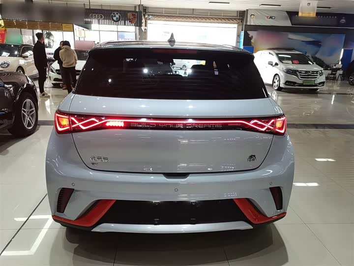 Фото 6 - BYD Dolphin