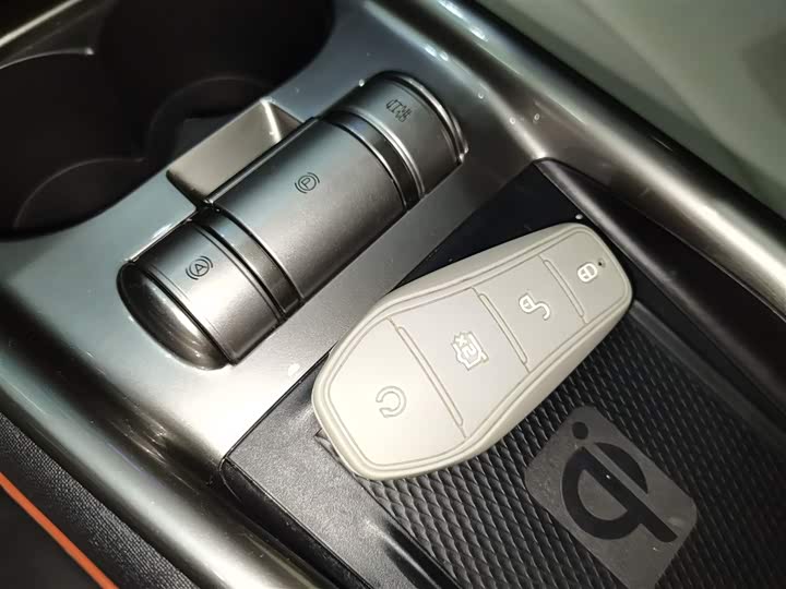 Фото 9 - BYD Dolphin