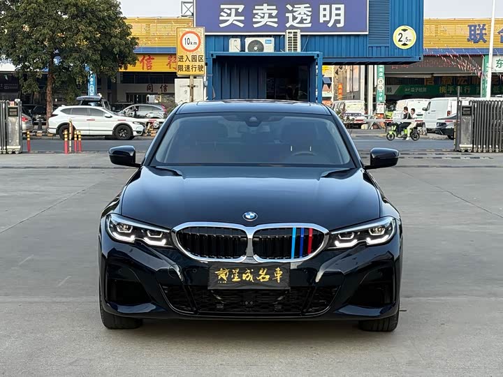 Фото 2 - BMW 3 Series