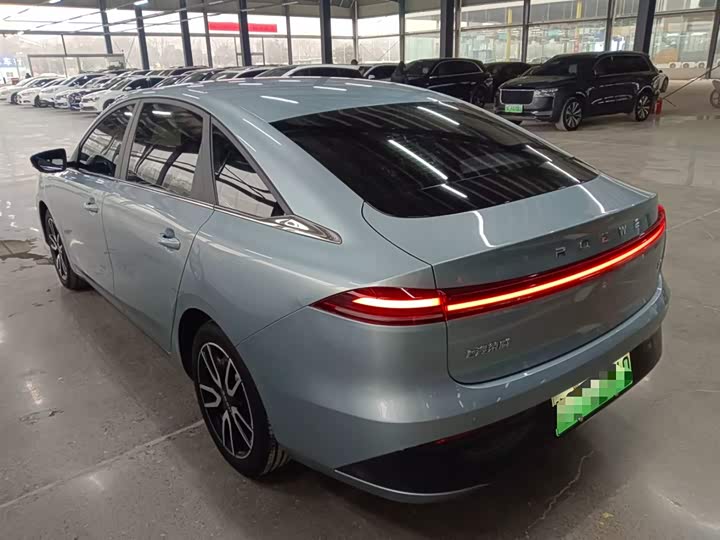 Фото 5 - Roewe D6