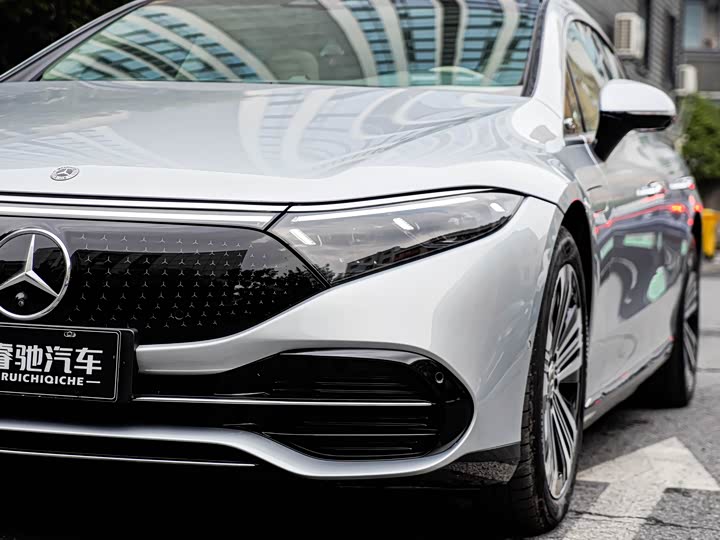 Фото 6 - Mercedes-Benz EQS