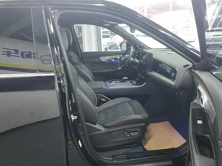 Фото 8 - GAC Trumpchi GS8