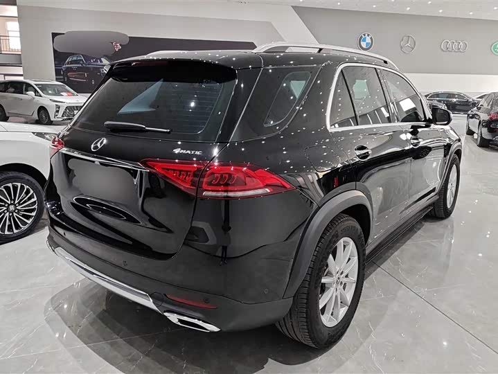 Фото 3 - Mercedes-Benz GLE-Class