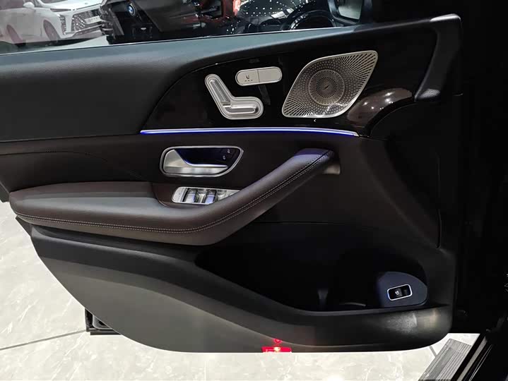 Фото 7 - Mercedes-Benz GLE-Class