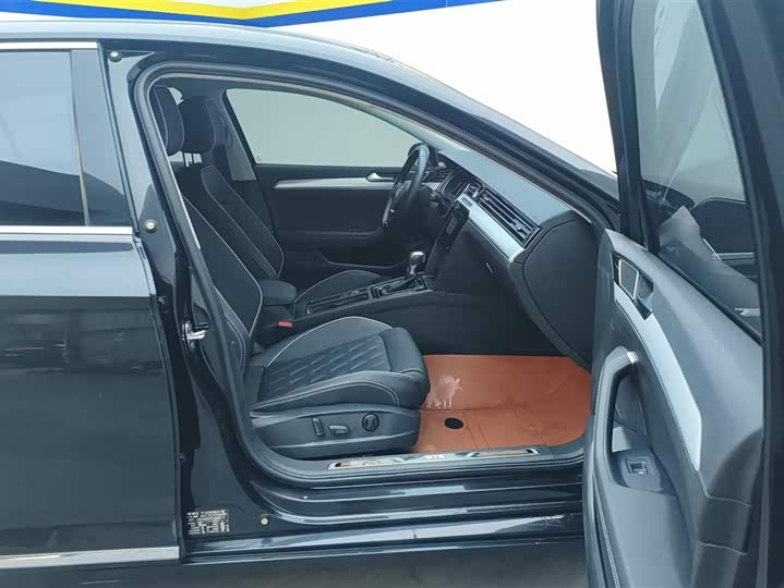 Фото 8 - Volkswagen Magotan GTE Hybrid