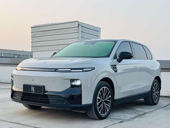 Фото 1 - Leapmotor B10