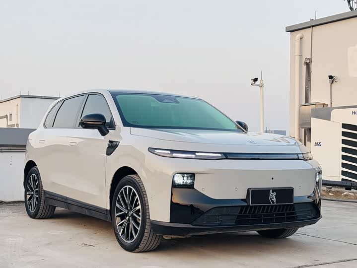 Фото 3 - Leapmotor B10