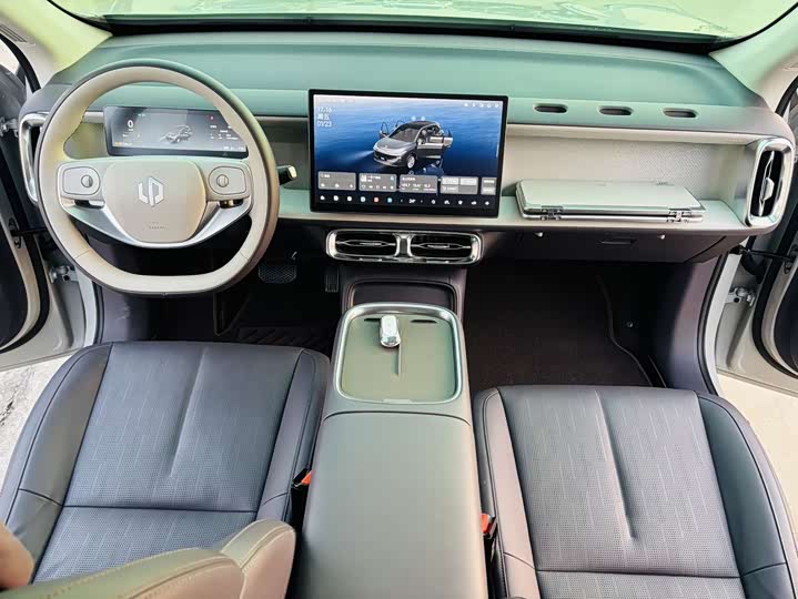 Фото 6 - Leapmotor B10