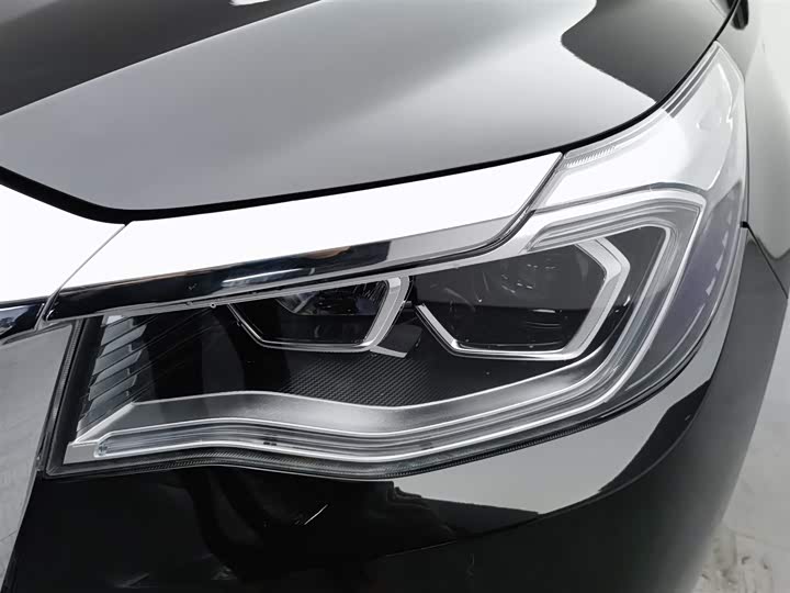 Фото 7 - Hongqi HS7