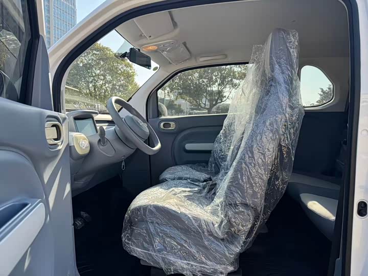 Фото 3 - Bestune Pony