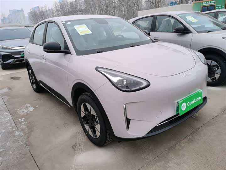 Фото 4 - Geely Galaxy Geome