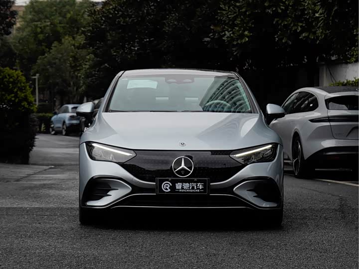 Фото 3 - Mercedes-Benz EQE