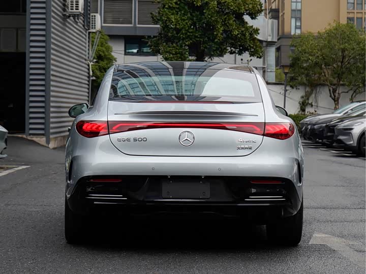 Фото 6 - Mercedes-Benz EQE