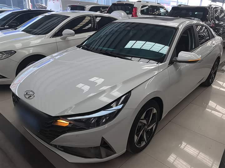 Фото 1 - Hyundai Elantra N line