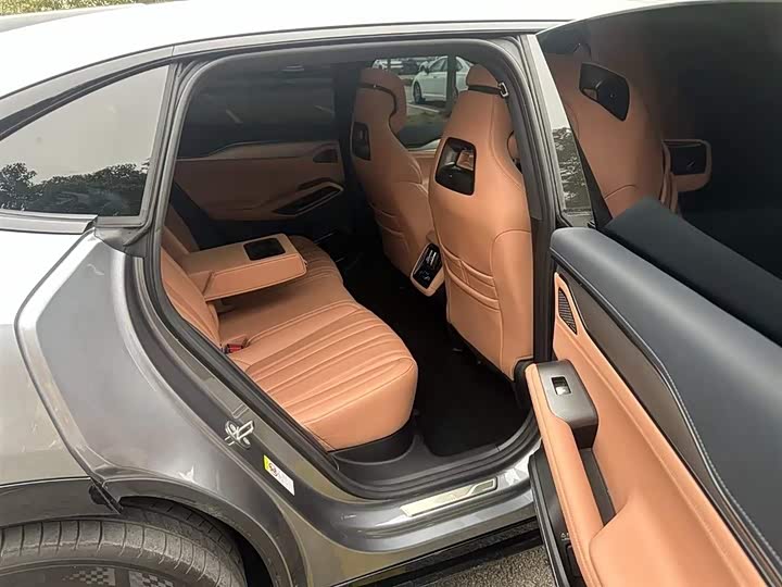 Фото 7 - BYD Song L