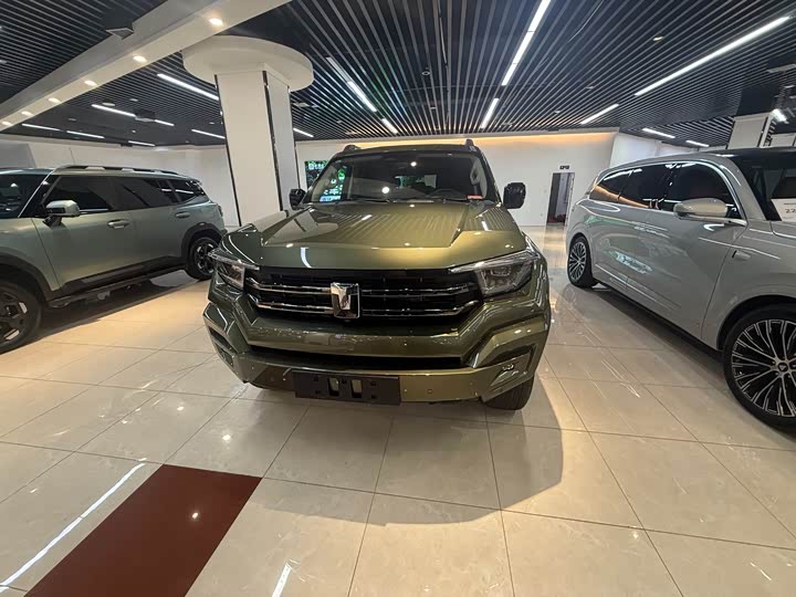 Фото 2 - Tank 400 Hybrid