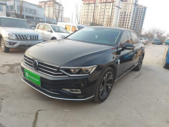 Фото 1 - Volkswagen Magotan