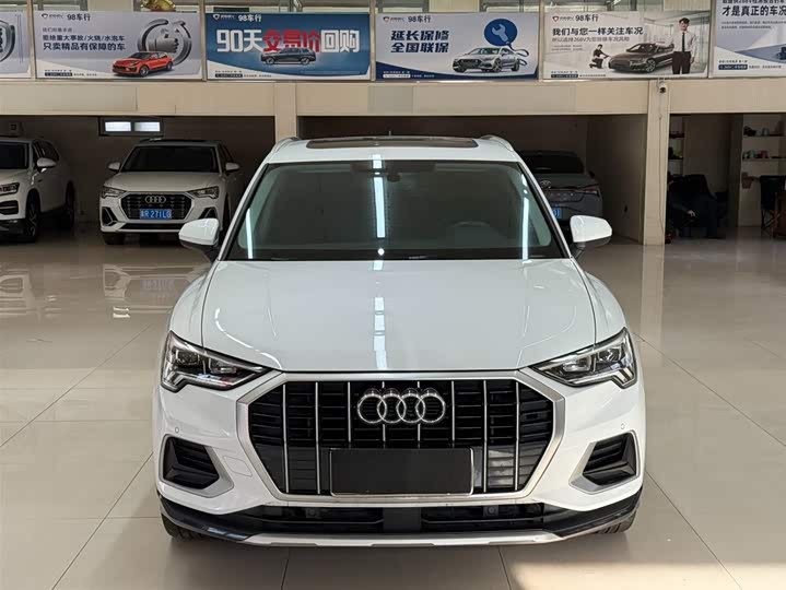 Фото 2 - Audi Q3